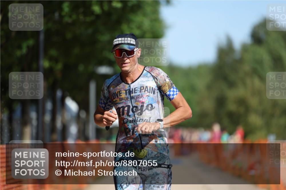 07.09.2025 - 19. Norderstedt Triathlon Michael Strokosch http://msf.ph/oto/8807055 07.09.2025 12:11:21 Laufen 729, 787 meine-sportfotos.de
