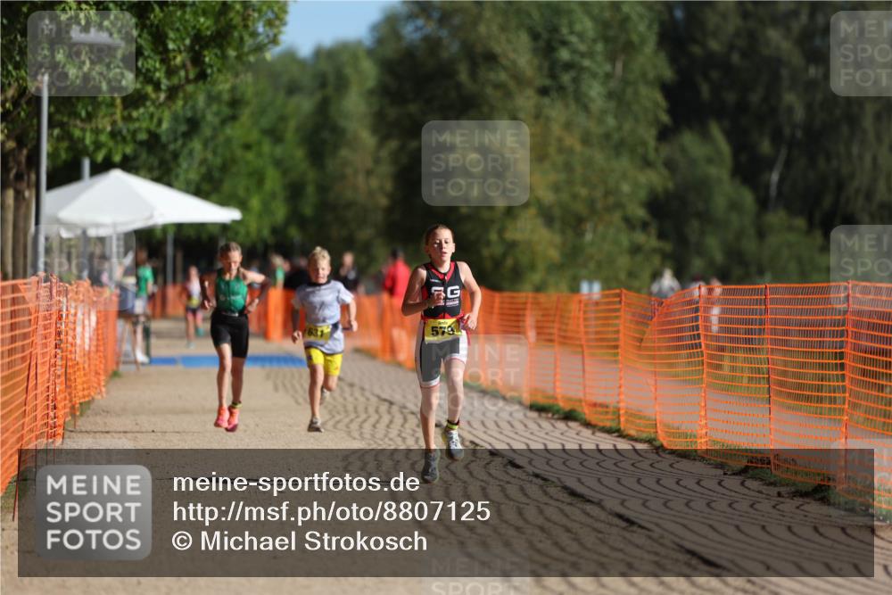 07.09.2025 - 19. Norderstedt Triathlon Michael Strokosch http://msf.ph/oto/8807125 07.09.2025 09:48:11 Laufen 579 meine-sportfotos.de