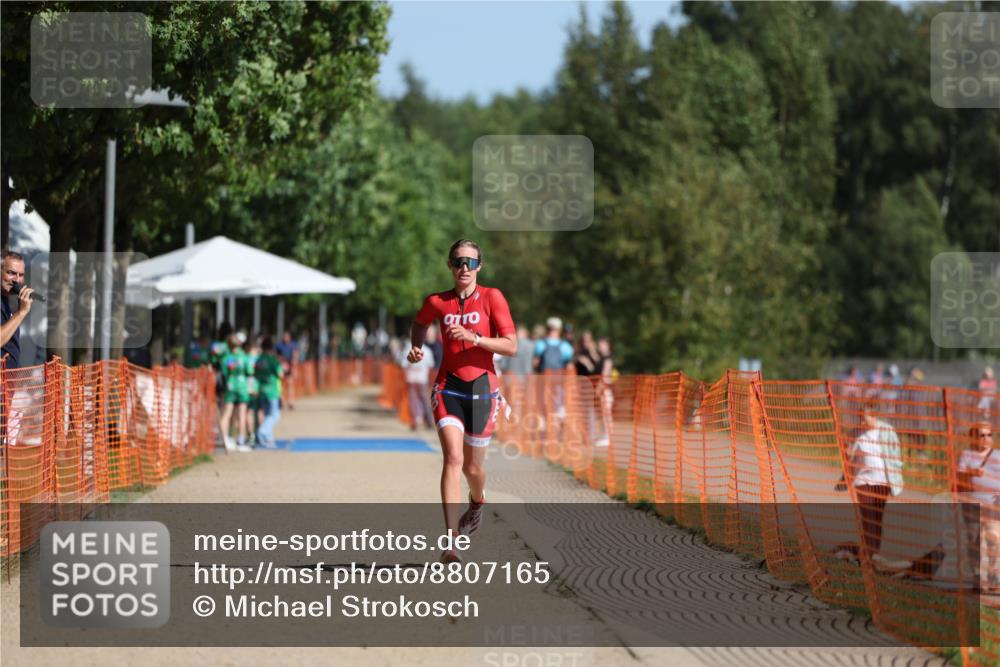07.09.2025 - 19. Norderstedt Triathlon Michael Strokosch http://msf.ph/oto/8807165 07.09.2025 11:29:39 Laufen 231 meine-sportfotos.de