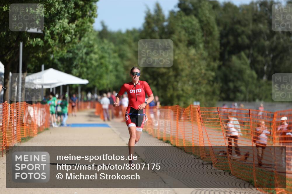 07.09.2025 - 19. Norderstedt Triathlon Michael Strokosch http://msf.ph/oto/8807175 07.09.2025 11:29:40 Laufen 231 meine-sportfotos.de