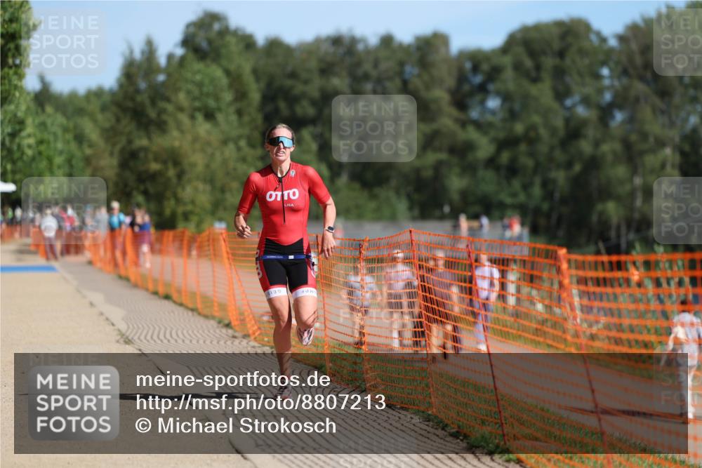 07.09.2025 - 19. Norderstedt Triathlon Michael Strokosch http://msf.ph/oto/8807213 07.09.2025 11:29:42 Laufen 231 meine-sportfotos.de