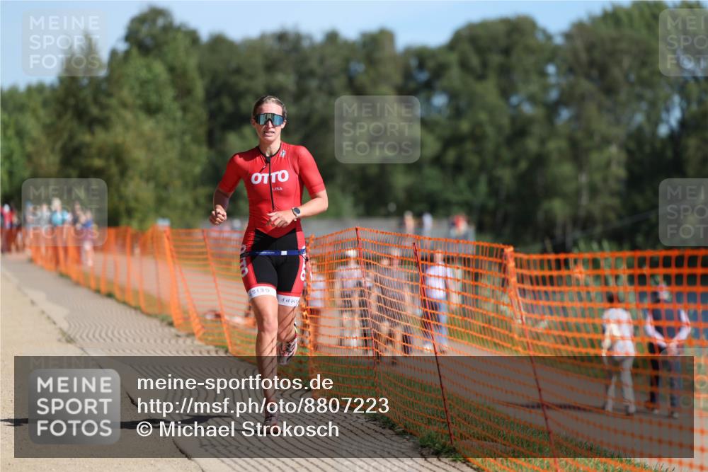 07.09.2025 - 19. Norderstedt Triathlon Michael Strokosch http://msf.ph/oto/8807223 07.09.2025 11:29:43 Laufen 231 meine-sportfotos.de