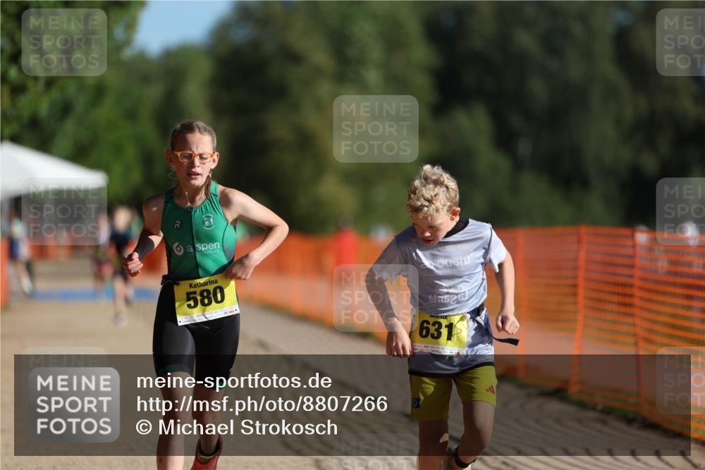 07.09.2025 - 19. Norderstedt Triathlon Michael Strokosch http://msf.ph/oto/8807266 07.09.2025 09:48:19 Laufen 579, 580, 631 meine-sportfotos.de