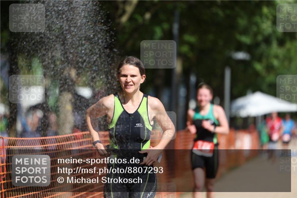07.09.2025 - 19. Norderstedt Triathlon Michael Strokosch http://msf.ph/oto/8807293 07.09.2025 12:12:30 Laufen 148, 778 meine-sportfotos.de