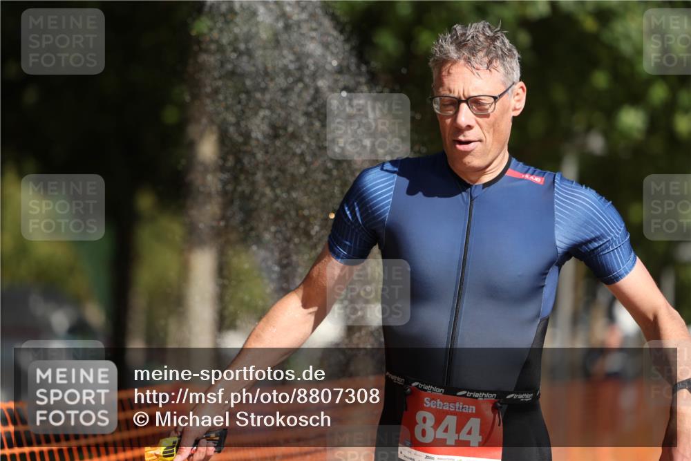 07.09.2025 - 19. Norderstedt Triathlon Michael Strokosch http://msf.ph/oto/8807308 07.09.2025 11:30:11 Laufen 844, 1323 meine-sportfotos.de