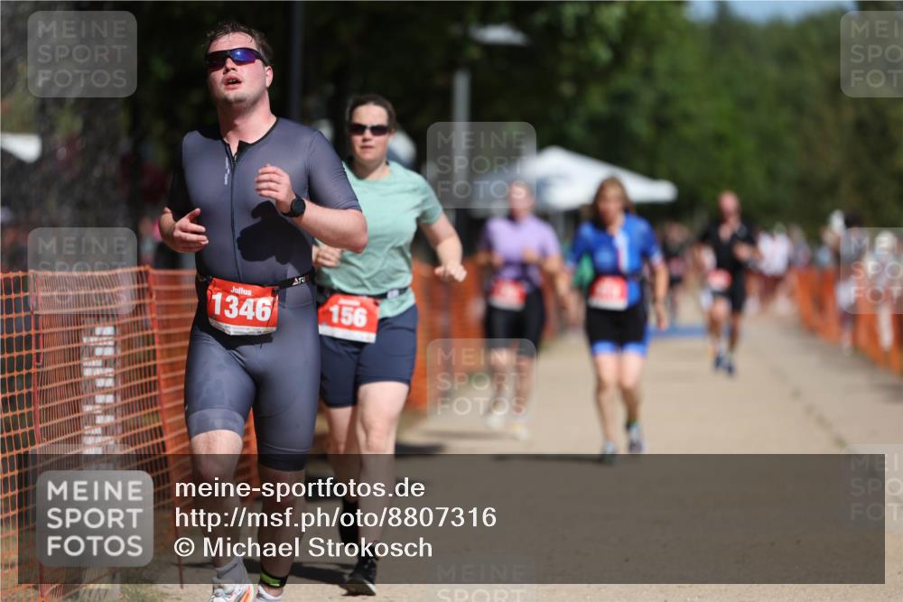 07.09.2025 - 19. Norderstedt Triathlon Michael Strokosch http://msf.ph/oto/8807316 07.09.2025 12:41:12 Laufen 156, 176, 213, 1346 meine-sportfotos.de
