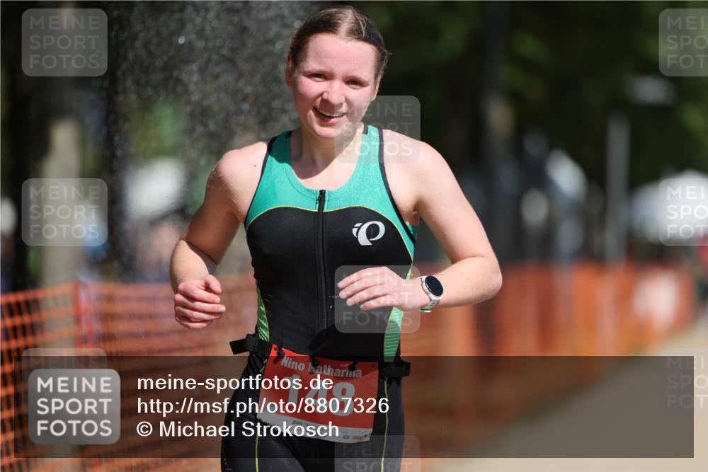 07.09.2025 - 19. Norderstedt Triathlon Michael Strokosch http://msf.ph/oto/8807326 07.09.2025 12:12:33 Laufen 148, 778 meine-sportfotos.de