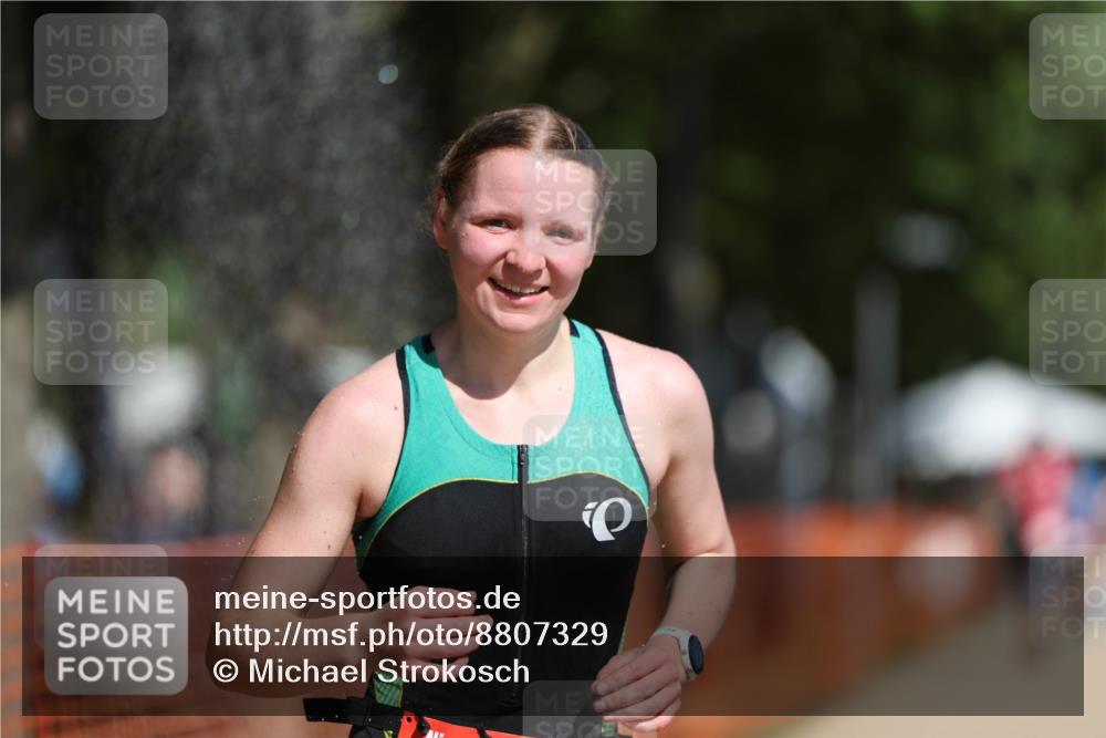 07.09.2025 - 19. Norderstedt Triathlon Michael Strokosch http://msf.ph/oto/8807329 07.09.2025 12:12:33 Laufen 148, 778 meine-sportfotos.de