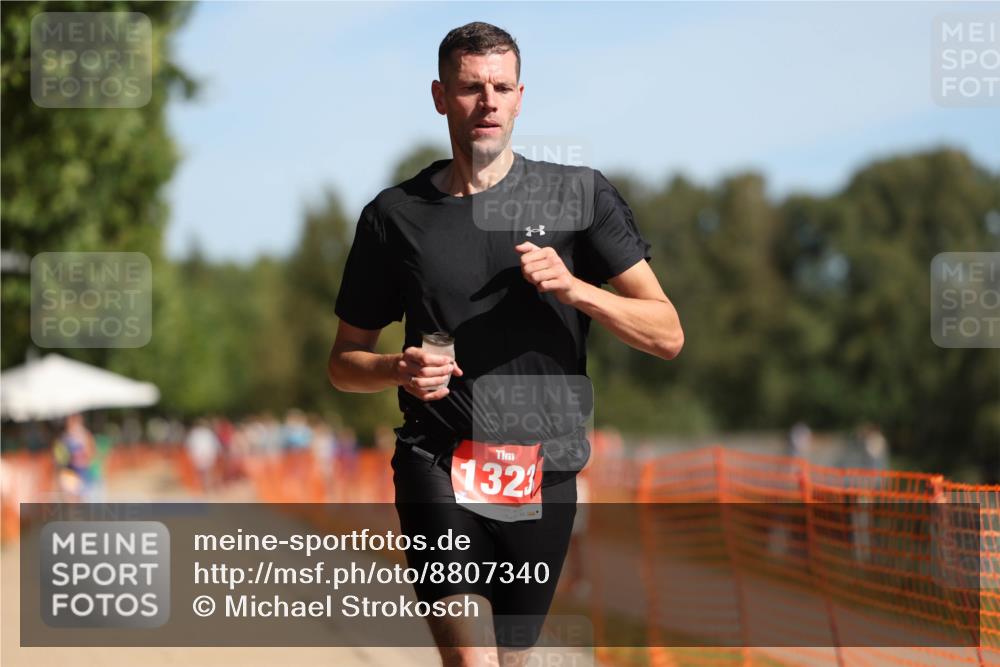 07.09.2025 - 19. Norderstedt Triathlon Michael Strokosch http://msf.ph/oto/8807340 07.09.2025 11:30:13 Laufen 844, 1323 meine-sportfotos.de