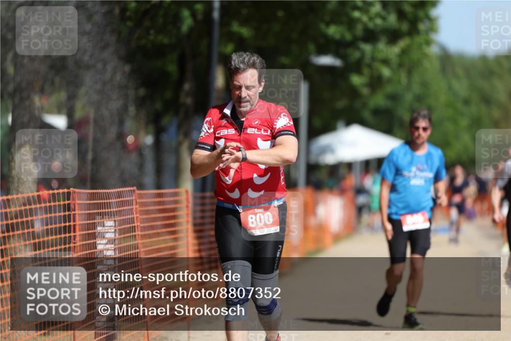 07.09.2025 - 19. Norderstedt Triathlon Michael Strokosch http://msf.ph/oto/8807352 07.09.2025 12:12:44 Laufen 136, 800, 846 meine-sportfotos.de