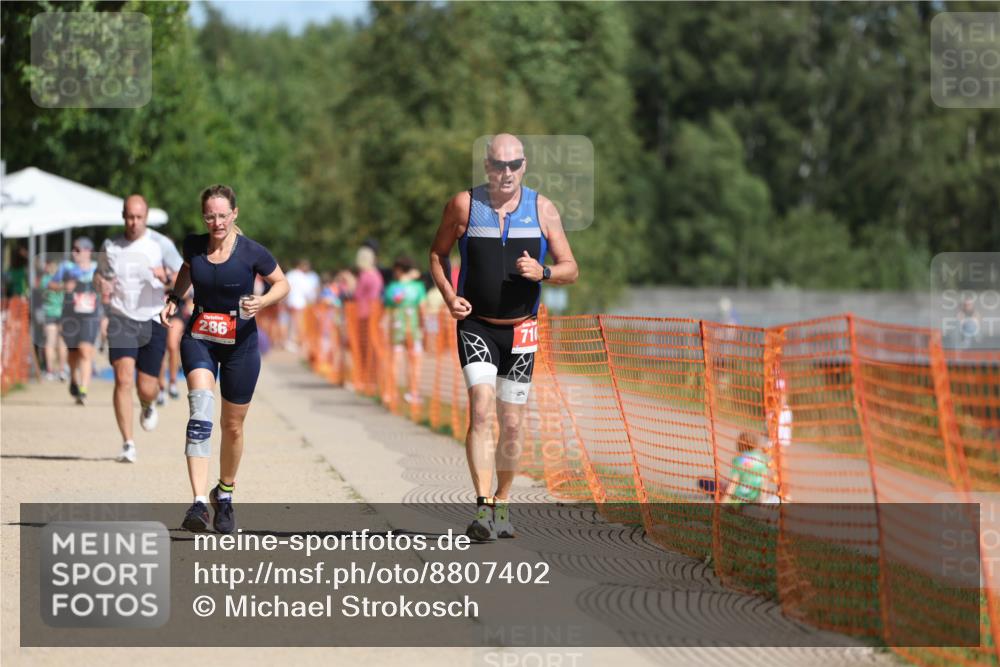 07.09.2025 - 19. Norderstedt Triathlon Michael Strokosch http://msf.ph/oto/8807402 07.09.2025 12:12:54 Laufen 286, 710, 861 meine-sportfotos.de