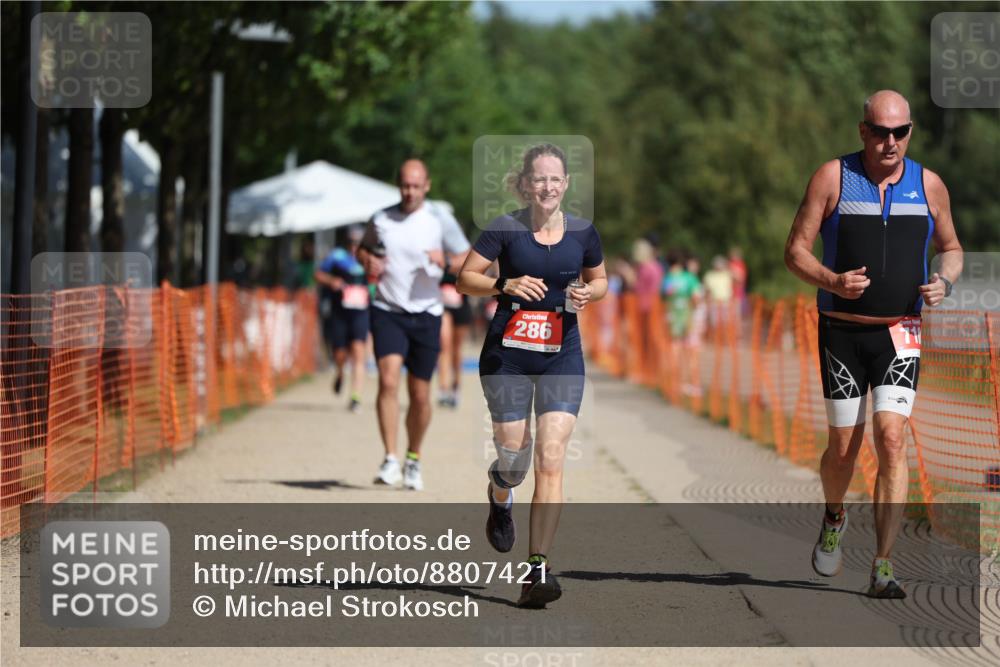 07.09.2025 - 19. Norderstedt Triathlon Michael Strokosch http://msf.ph/oto/8807421 07.09.2025 12:12:56 Laufen 286, 710, 861 meine-sportfotos.de