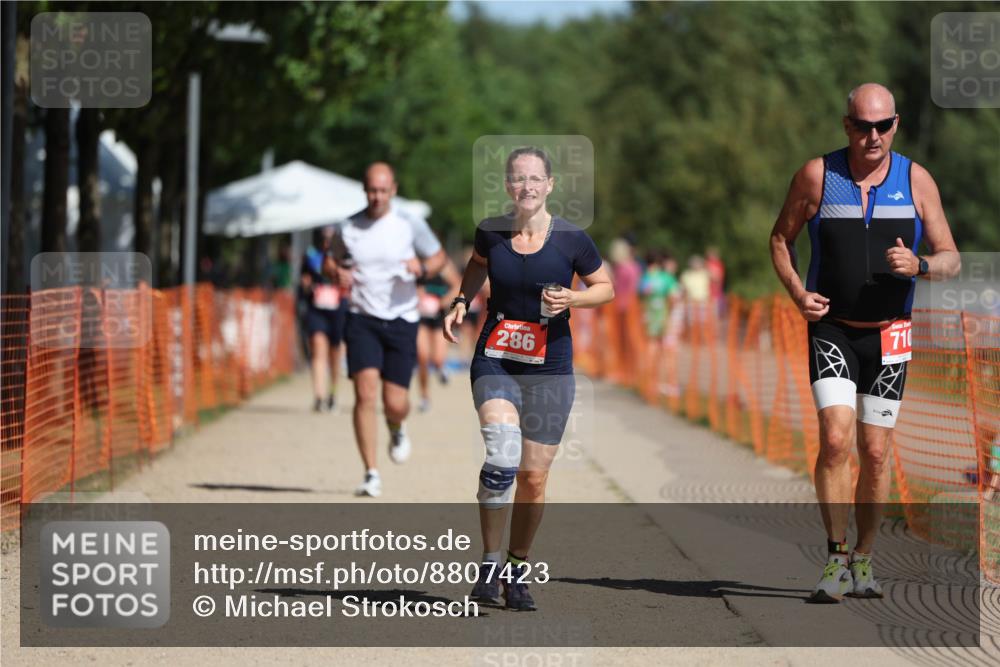 07.09.2025 - 19. Norderstedt Triathlon Michael Strokosch http://msf.ph/oto/8807423 07.09.2025 12:12:56 Laufen 286, 710, 861 meine-sportfotos.de