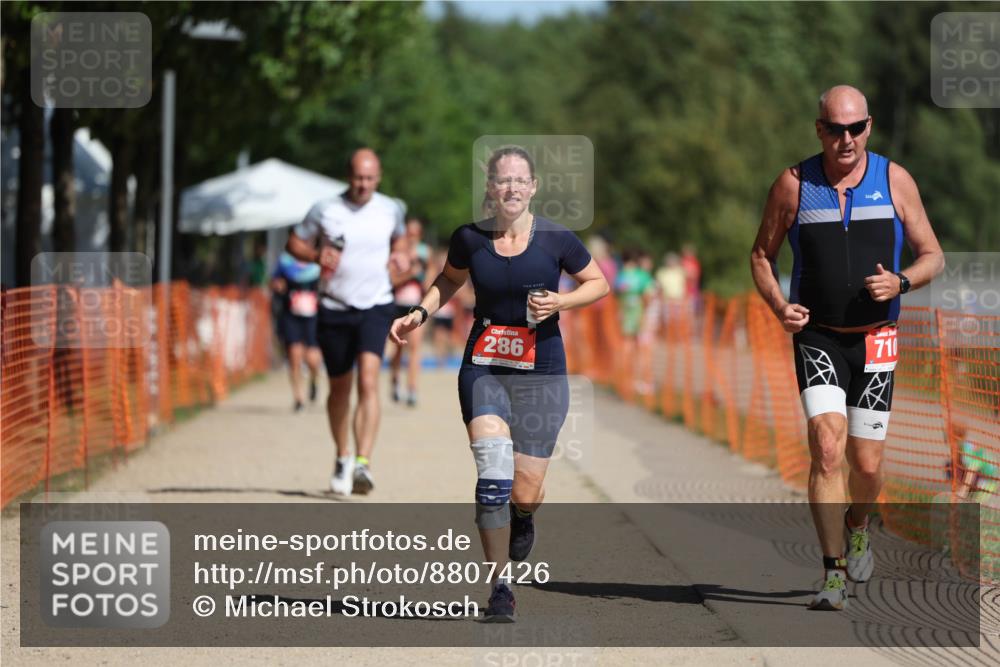 07.09.2025 - 19. Norderstedt Triathlon Michael Strokosch http://msf.ph/oto/8807426 07.09.2025 12:12:56 Laufen 286, 710, 861 meine-sportfotos.de