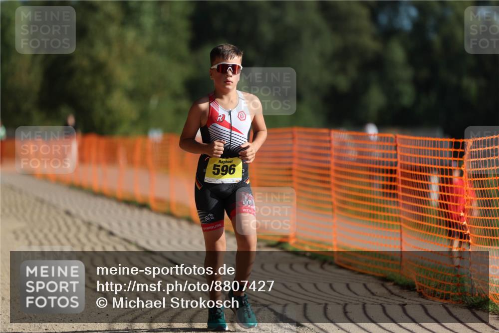 07.09.2025 - 19. Norderstedt Triathlon Michael Strokosch http://msf.ph/oto/8807427 07.09.2025 09:48:37 Laufen 596 meine-sportfotos.de