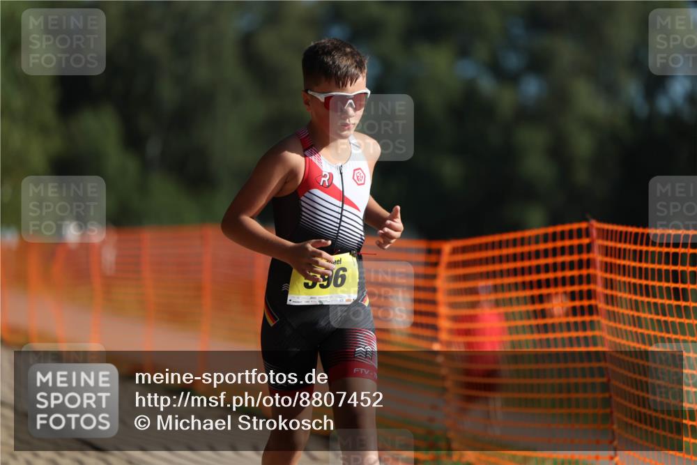 07.09.2025 - 19. Norderstedt Triathlon Michael Strokosch http://msf.ph/oto/8807452 07.09.2025 09:48:39 Laufen 596 meine-sportfotos.de