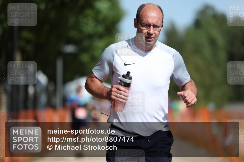 07.09.2025 - 19. Norderstedt Triathlon Michael Strokosch http://msf.ph/oto/8807474 07.09.2025 12:13:02 Laufen 286, 710, 861, 1308, 1367 meine-sportfotos.de