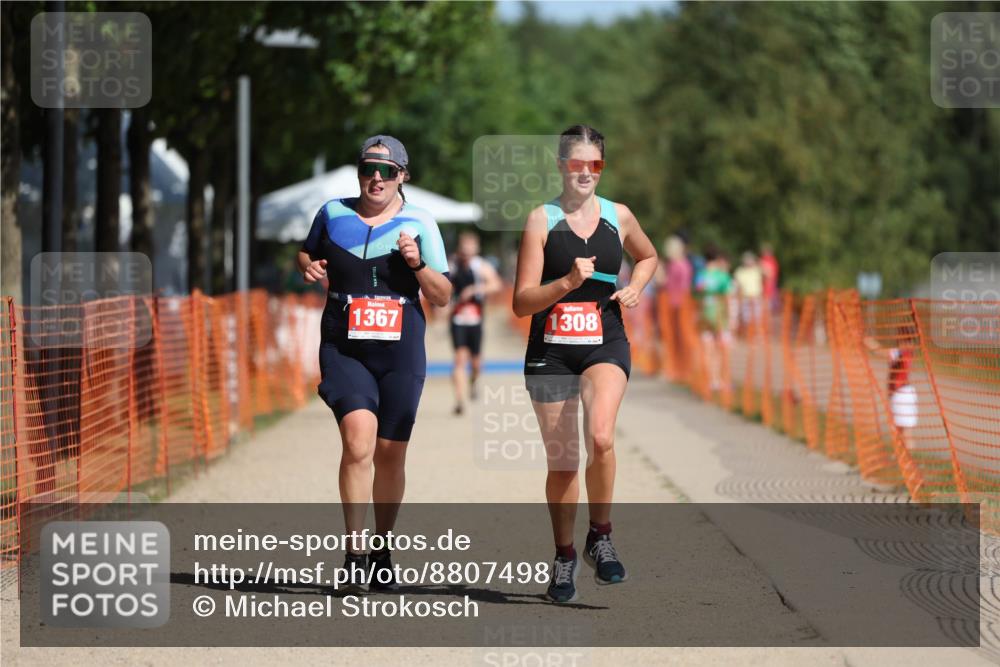 07.09.2025 - 19. Norderstedt Triathlon Michael Strokosch http://msf.ph/oto/8807498 07.09.2025 12:13:05 Laufen 861, 1308, 1367 meine-sportfotos.de