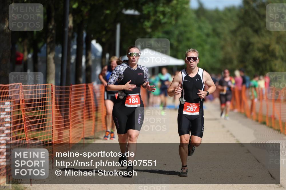 07.09.2025 - 19. Norderstedt Triathlon Michael Strokosch http://msf.ph/oto/8807551 07.09.2025 12:13:17 Laufen 184, 229, 267 meine-sportfotos.de