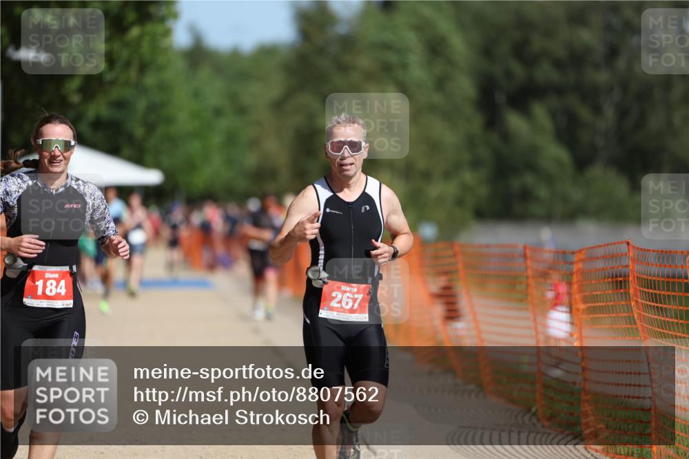 07.09.2025 - 19. Norderstedt Triathlon Michael Strokosch http://msf.ph/oto/8807562 07.09.2025 12:13:18 Laufen 184, 229, 267 meine-sportfotos.de