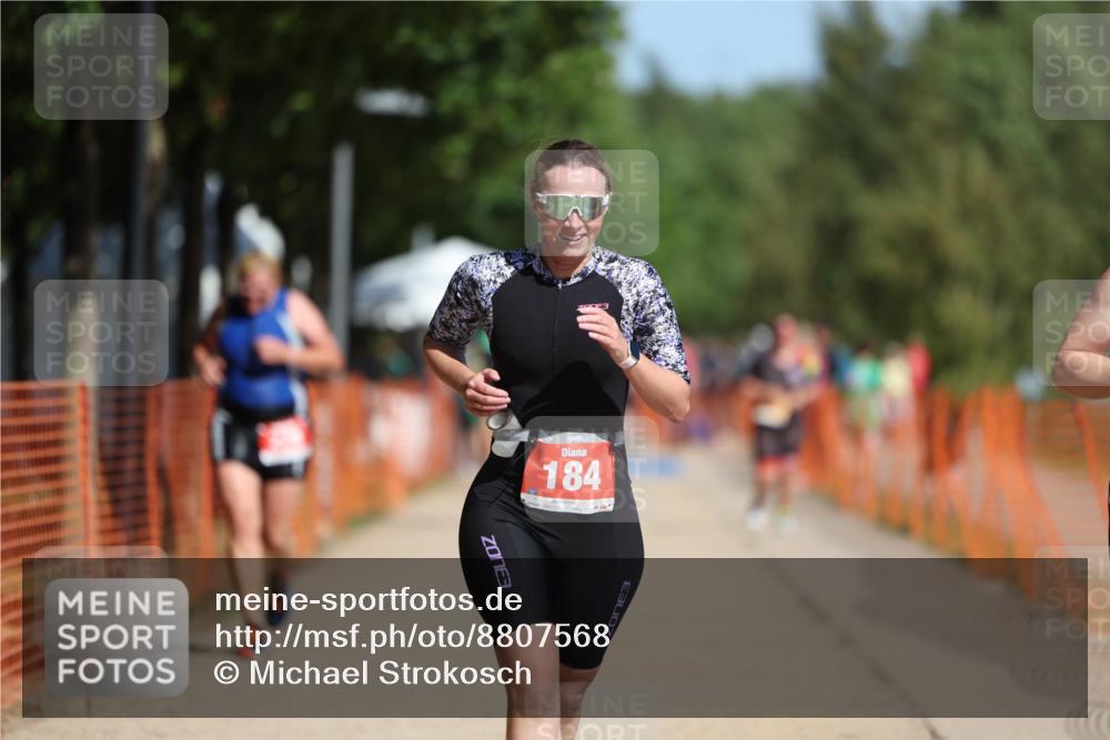 07.09.2025 - 19. Norderstedt Triathlon Michael Strokosch http://msf.ph/oto/8807568 07.09.2025 12:13:19 Laufen 184, 229, 267 meine-sportfotos.de