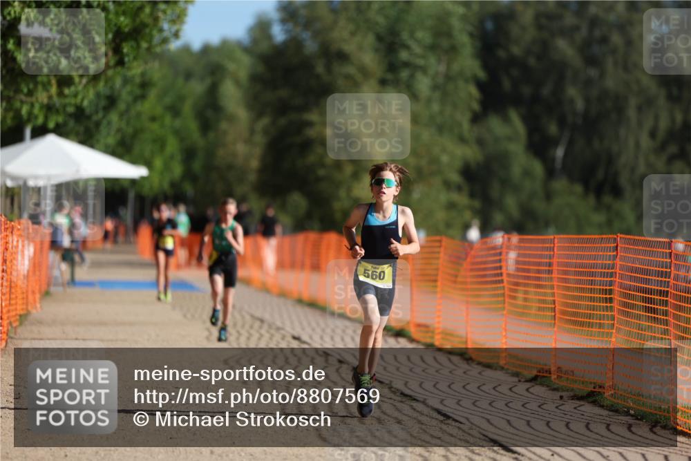 07.09.2025 - 19. Norderstedt Triathlon Michael Strokosch http://msf.ph/oto/8807569 07.09.2025 09:48:59 Laufen 560 meine-sportfotos.de