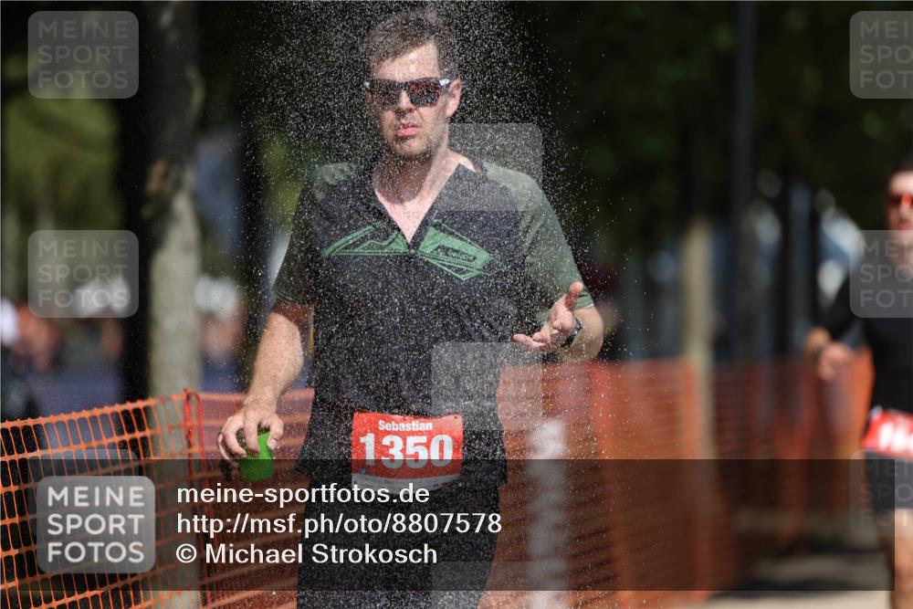 07.09.2025 - 19. Norderstedt Triathlon Michael Strokosch http://msf.ph/oto/8807578 07.09.2025 12:41:35 Laufen 164, 287, 823, 846, 1350 meine-sportfotos.de