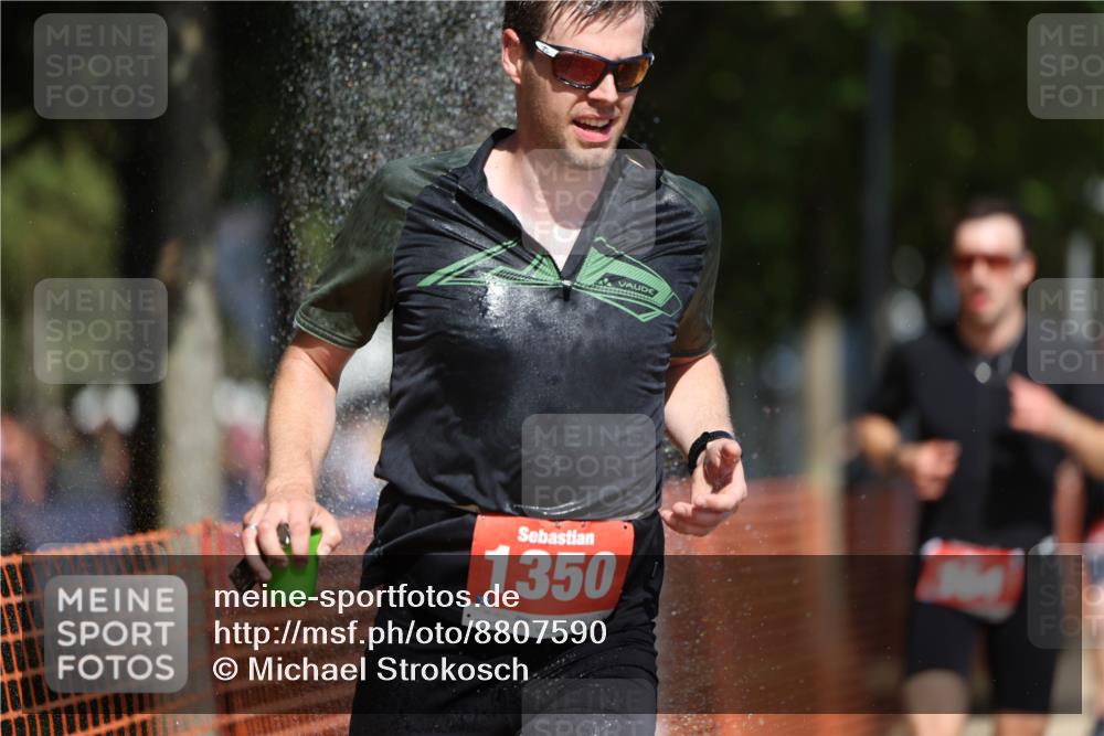 07.09.2025 - 19. Norderstedt Triathlon Michael Strokosch http://msf.ph/oto/8807590 07.09.2025 12:41:35 Laufen 164, 287, 823, 846, 1350 meine-sportfotos.de