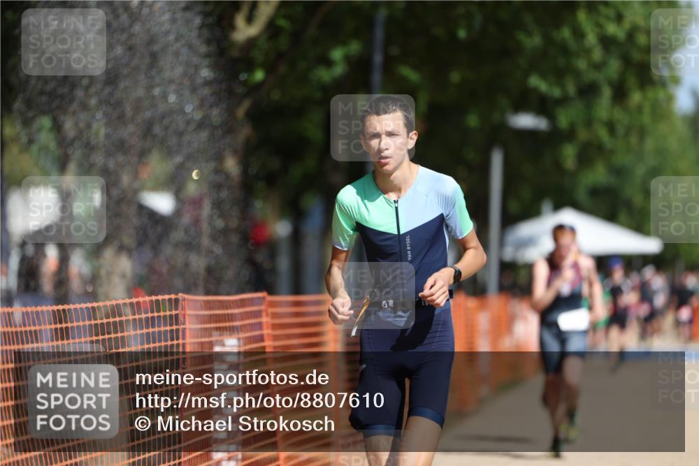 07.09.2025 - 19. Norderstedt Triathlon Michael Strokosch http://msf.ph/oto/8807610 07.09.2025 12:13:28 Laufen 765, 1161, 1182, 1190 meine-sportfotos.de