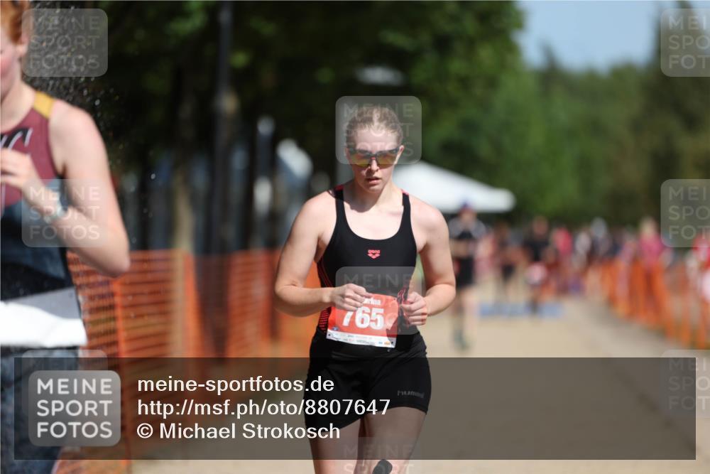 07.09.2025 - 19. Norderstedt Triathlon Michael Strokosch http://msf.ph/oto/8807647 07.09.2025 12:13:33 Laufen 765, 1161, 1182 meine-sportfotos.de
