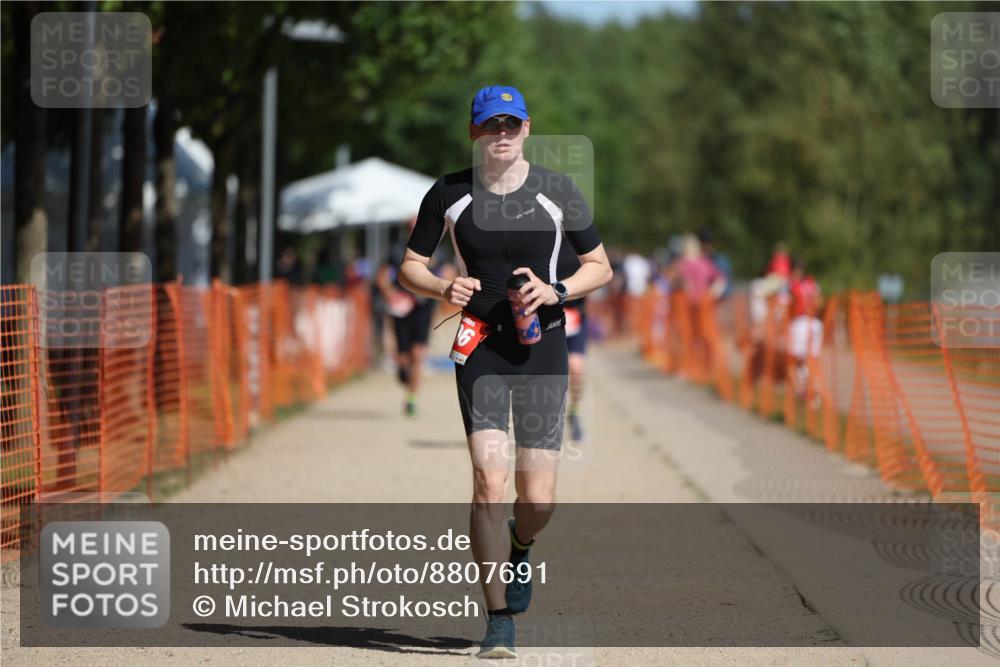 07.09.2025 - 19. Norderstedt Triathlon Michael Strokosch http://msf.ph/oto/8807691 07.09.2025 12:13:42 Laufen 306 meine-sportfotos.de