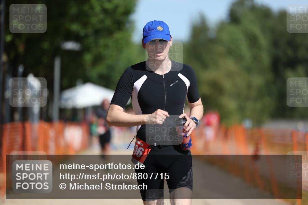07.09.2025 - 19. Norderstedt Triathlon Michael Strokosch http://msf.ph/oto/8807715 07.09.2025 12:13:44 Laufen 287, 306 meine-sportfotos.de