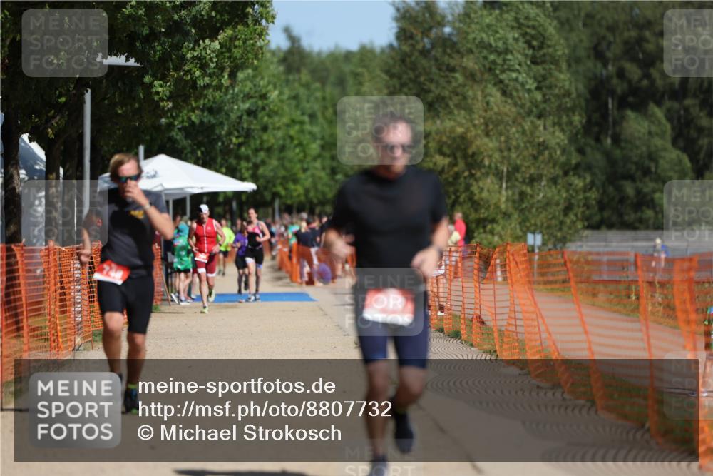 07.09.2025 - 19. Norderstedt Triathlon Michael Strokosch http://msf.ph/oto/8807732 07.09.2025 12:13:48 Laufen 287, 306, 748 meine-sportfotos.de