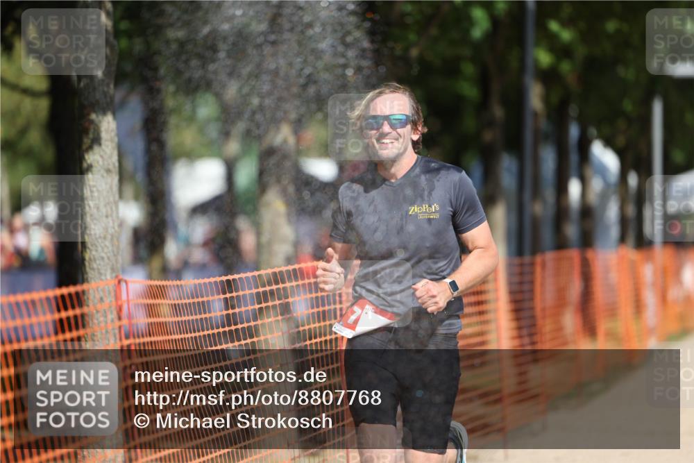07.09.2025 - 19. Norderstedt Triathlon Michael Strokosch http://msf.ph/oto/8807768 07.09.2025 12:13:52 Laufen 287, 748 meine-sportfotos.de