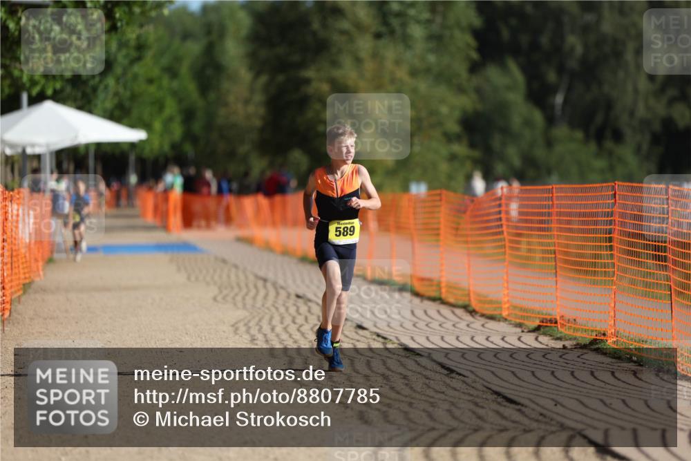 07.09.2025 - 19. Norderstedt Triathlon Michael Strokosch http://msf.ph/oto/8807785 07.09.2025 09:49:38 Laufen 589 meine-sportfotos.de
