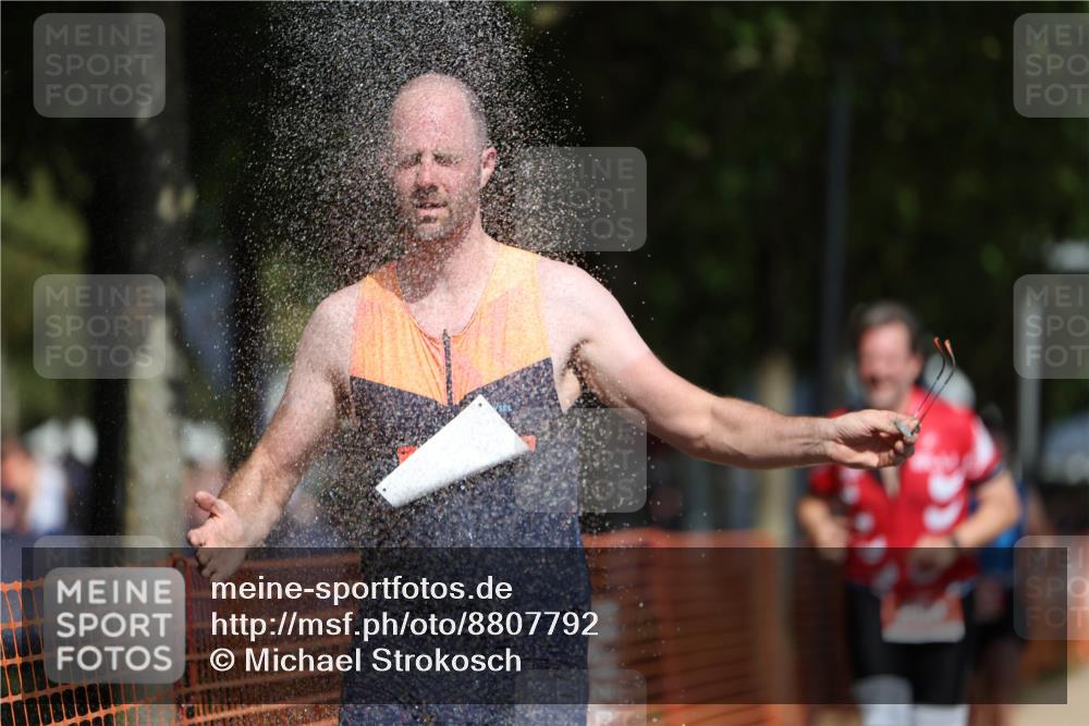 07.09.2025 - 19. Norderstedt Triathlon Michael Strokosch http://msf.ph/oto/8807792 07.09.2025 12:41:57 Laufen 756, 800, 1243, 1327 meine-sportfotos.de