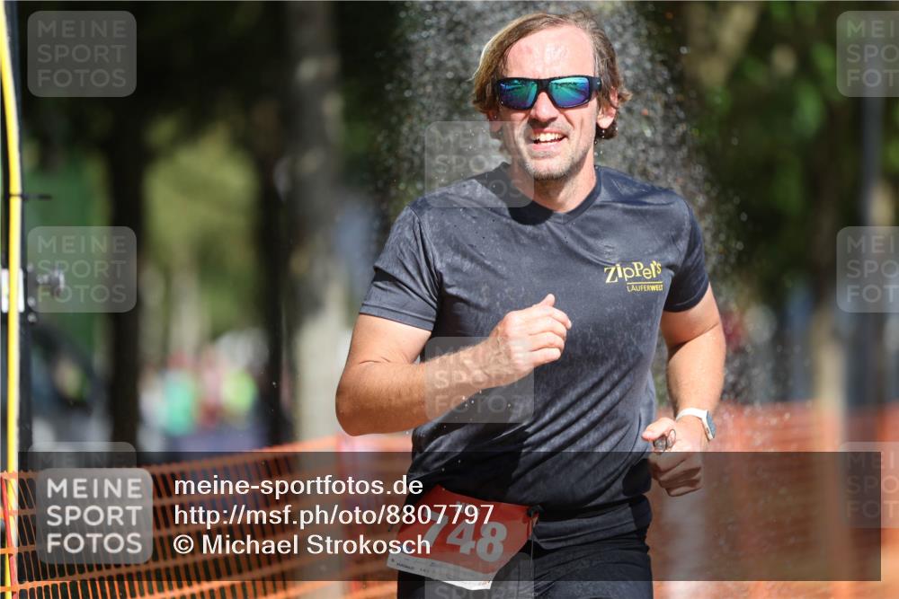 07.09.2025 - 19. Norderstedt Triathlon Michael Strokosch http://msf.ph/oto/8807797 07.09.2025 12:13:54 Laufen 287, 748 meine-sportfotos.de