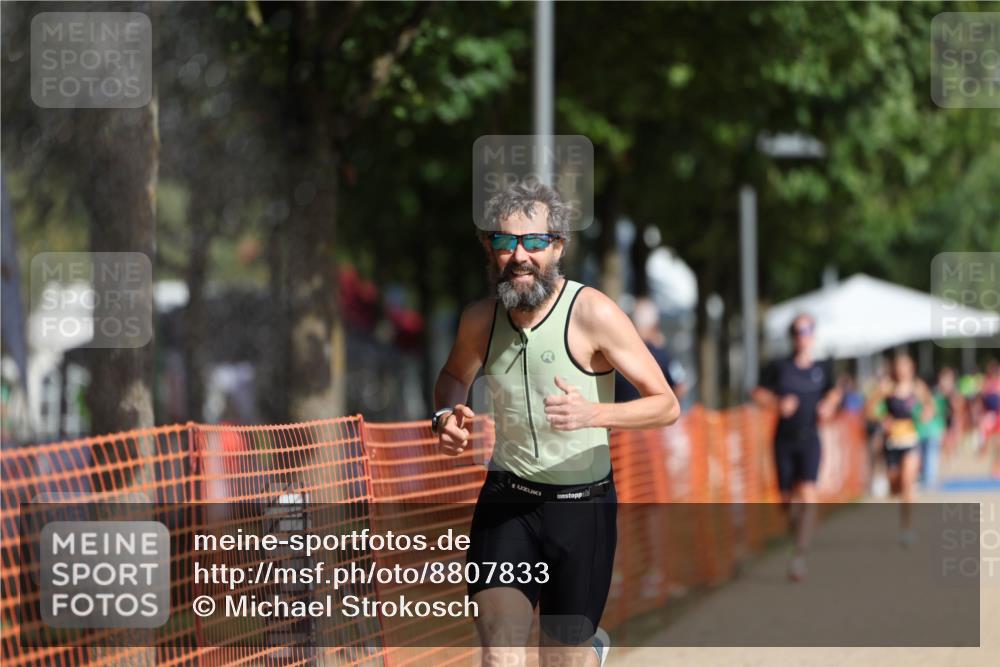 07.09.2025 - 19. Norderstedt Triathlon Michael Strokosch http://msf.ph/oto/8807833 07.09.2025 11:31:19 Laufen 196, 1171, 1198 meine-sportfotos.de