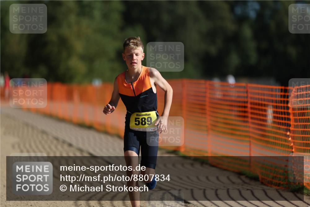 07.09.2025 - 19. Norderstedt Triathlon Michael Strokosch http://msf.ph/oto/8807834 07.09.2025 09:49:41 Laufen 589 meine-sportfotos.de