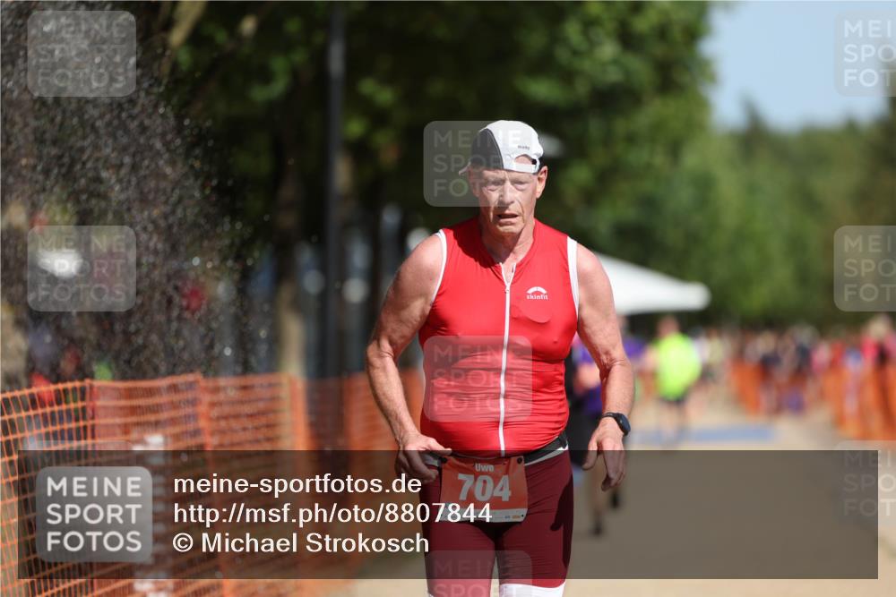 07.09.2025 - 19. Norderstedt Triathlon Michael Strokosch http://msf.ph/oto/8807844 07.09.2025 12:14:05 Laufen 704, 1246, 1334 meine-sportfotos.de