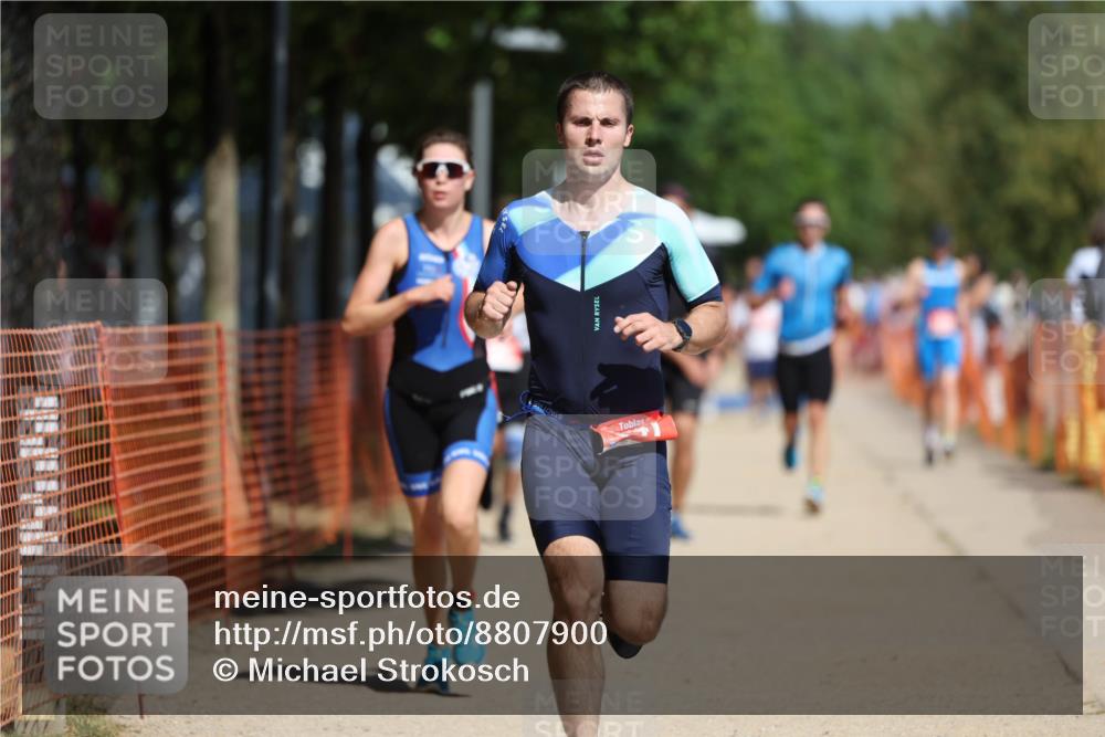 07.09.2025 - 19. Norderstedt Triathlon Michael Strokosch http://msf.ph/oto/8807900 07.09.2025 12:42:07 Laufen 168, 189, 215, 717, 741 meine-sportfotos.de