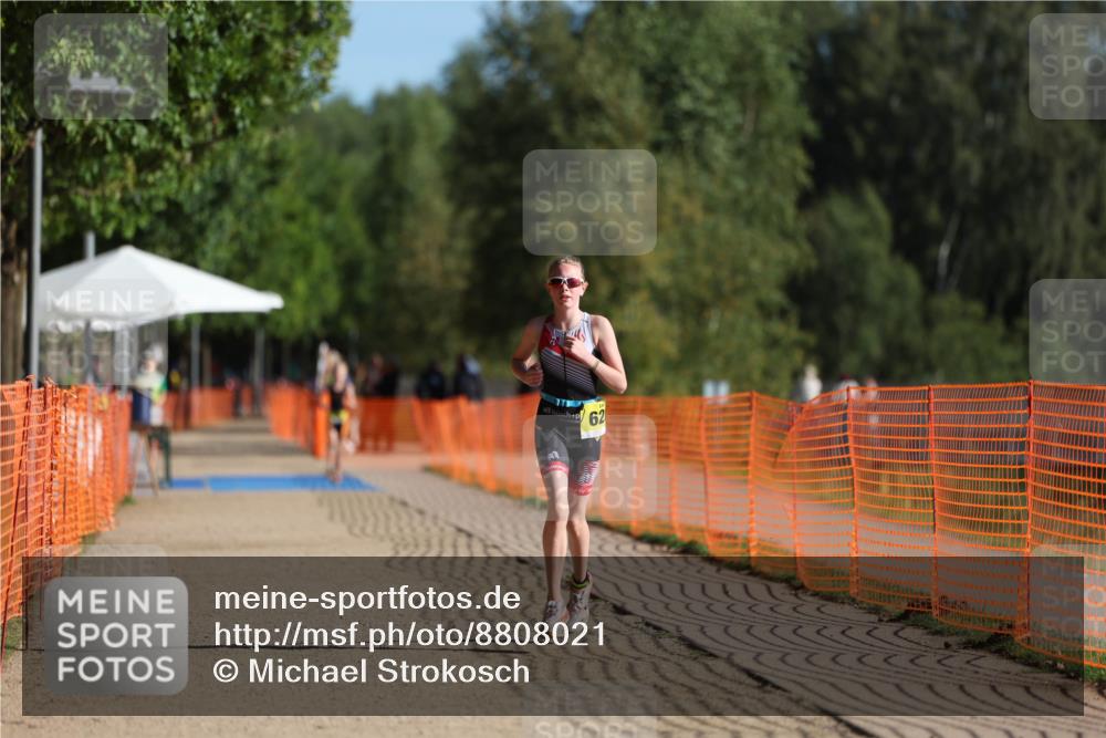 07.09.2025 - 19. Norderstedt Triathlon Michael Strokosch http://msf.ph/oto/8808021 07.09.2025 09:50:35 Laufen 628 meine-sportfotos.de