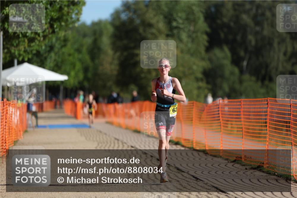 07.09.2025 - 19. Norderstedt Triathlon Michael Strokosch http://msf.ph/oto/8808034 07.09.2025 09:50:37 Laufen 628 meine-sportfotos.de