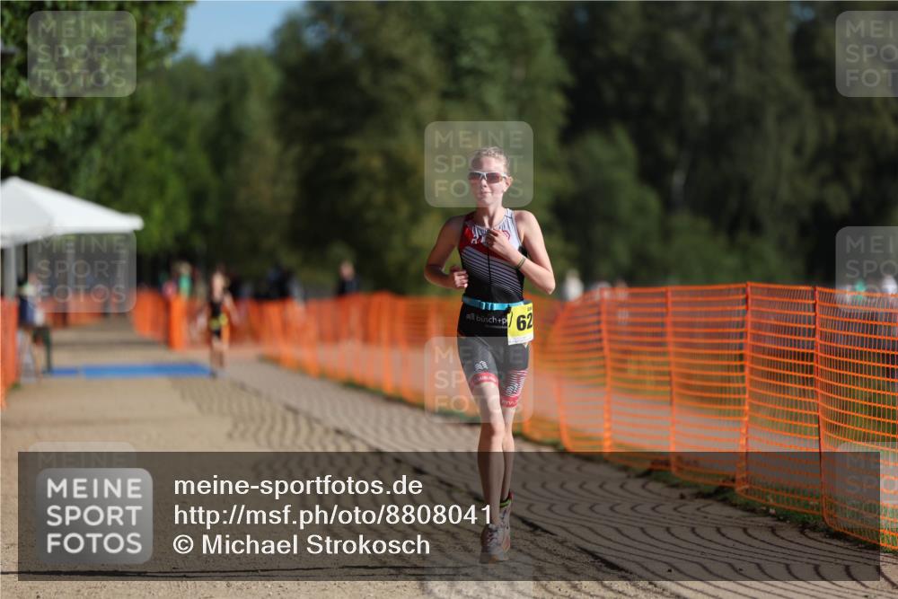 07.09.2025 - 19. Norderstedt Triathlon Michael Strokosch http://msf.ph/oto/8808041 07.09.2025 09:50:37 Laufen 628 meine-sportfotos.de