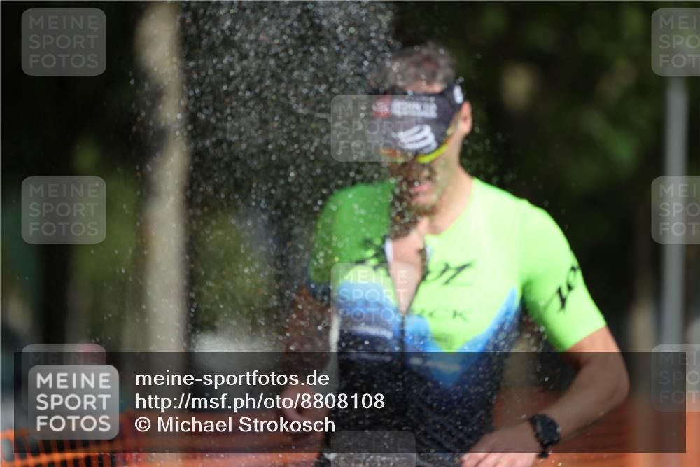 07.09.2025 - 19. Norderstedt Triathlon Michael Strokosch http://msf.ph/oto/8808108 07.09.2025 11:31:47 Laufen 200, 1176, 1390 meine-sportfotos.de