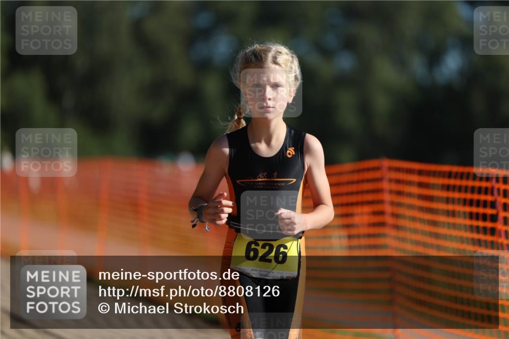07.09.2025 - 19. Norderstedt Triathlon Michael Strokosch http://msf.ph/oto/8808126 07.09.2025 09:50:56 Laufen 626 meine-sportfotos.de