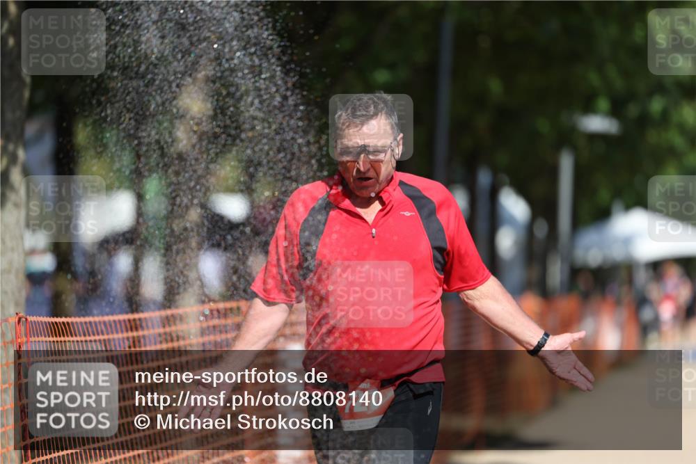 07.09.2025 - 19. Norderstedt Triathlon Michael Strokosch http://msf.ph/oto/8808140 07.09.2025 12:42:52 Laufen 727 meine-sportfotos.de