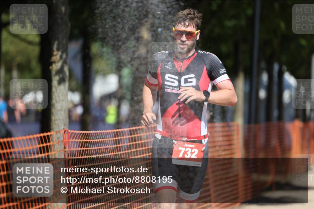 07.09.2025 - 19. Norderstedt Triathlon Michael Strokosch http://msf.ph/oto/8808195 07.09.2025 12:43:09 Laufen 732, 1294, 1351 meine-sportfotos.de