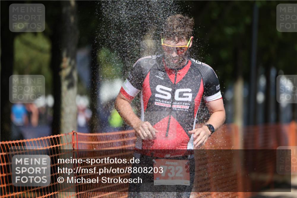 07.09.2025 - 19. Norderstedt Triathlon Michael Strokosch http://msf.ph/oto/8808203 07.09.2025 12:43:10 Laufen 732, 818, 1294, 1351, 1379 meine-sportfotos.de