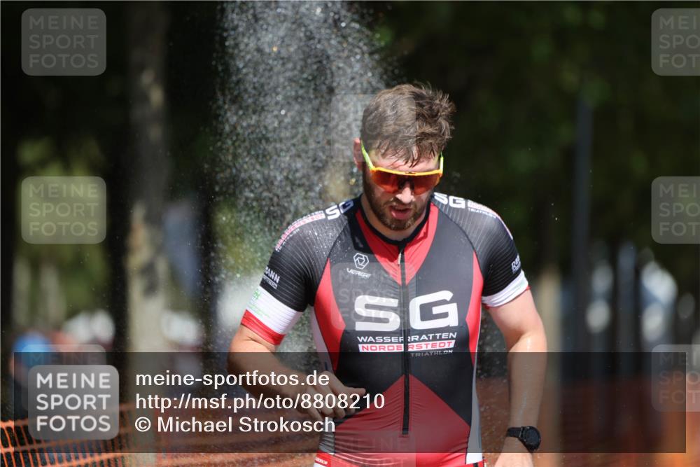 07.09.2025 - 19. Norderstedt Triathlon Michael Strokosch http://msf.ph/oto/8808210 07.09.2025 12:43:10 Laufen 732, 818, 1294, 1351, 1379 meine-sportfotos.de